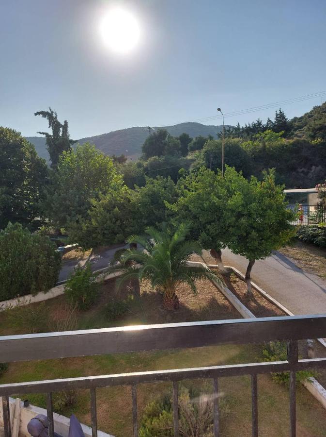 Luminosa Seaview Apartment Nea Iraklitsa Bagian luar foto